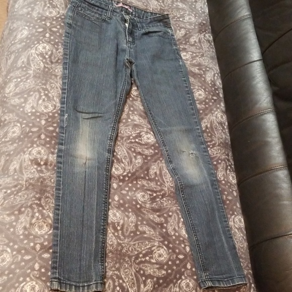 Jeans - Picture 1 of 3